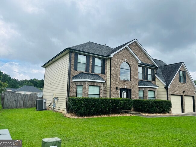 4180 W Stubbs Rd in College Park, GA - Building Photo - Building Photo