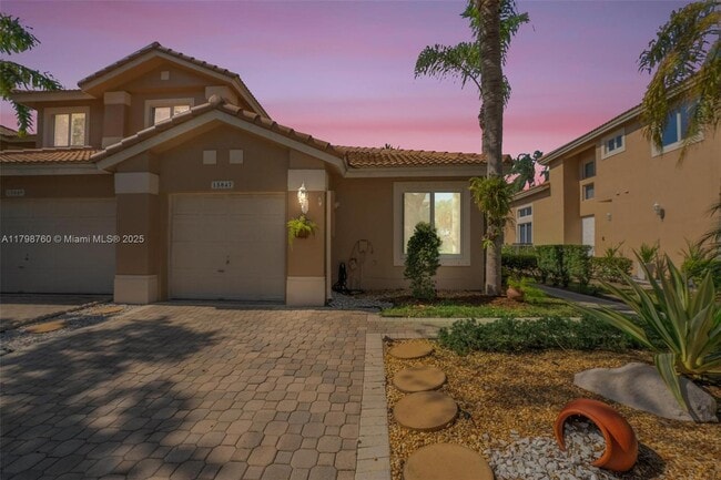 15847 SW 12th St in Pembroke Pines, FL - Building Photo - Building Photo