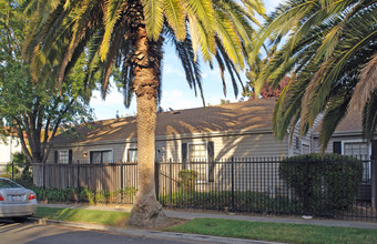 Forrest Palms Senior Center in Sacramento, CA - Building Photo - Building Photo