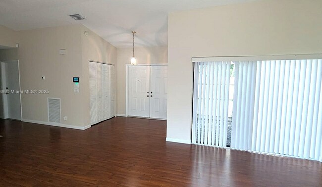 10140 Torchwood Ave in Plantation, FL - Building Photo - Building Photo