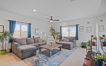 35208 W Santa Monica Ave in Maricopa, AZ - Building Photo - Building Photo