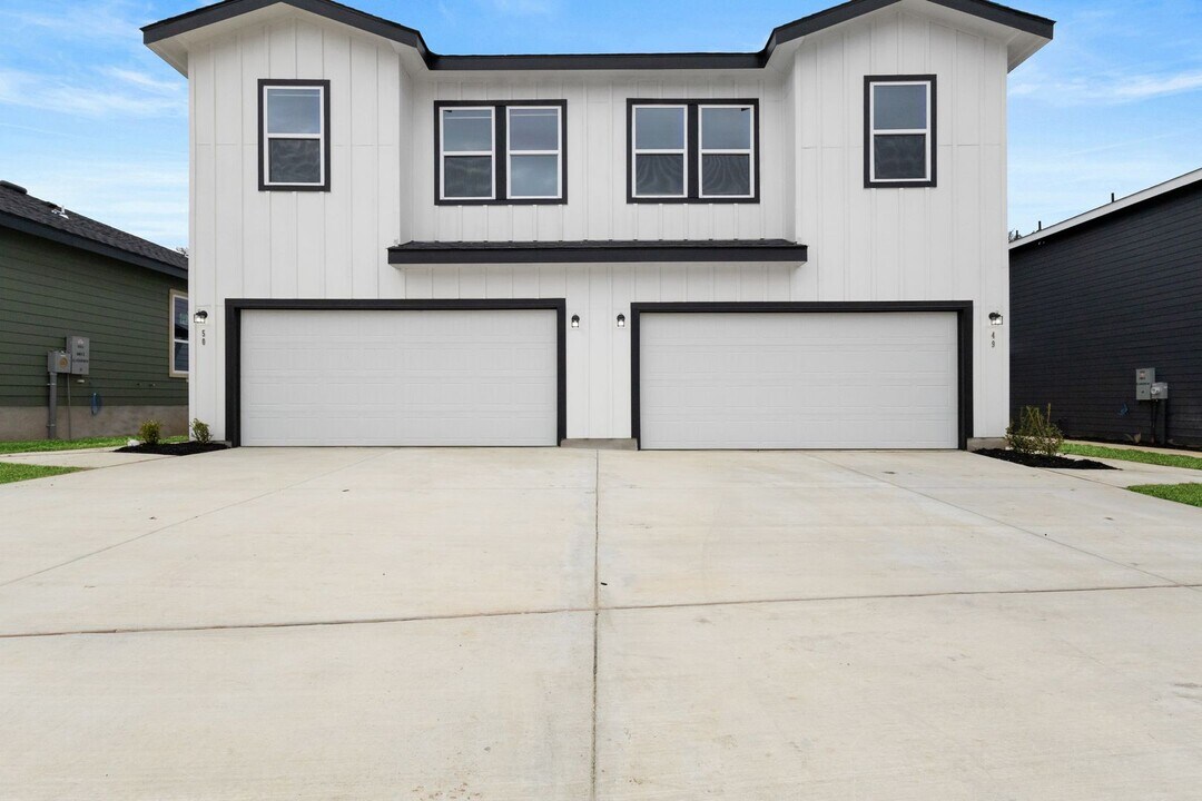 114 Sai Mnr in Shavano Park, TX - Building Photo