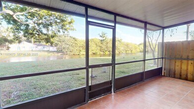 5100 SW 121st Ave in Cooper City, FL - Building Photo - Building Photo