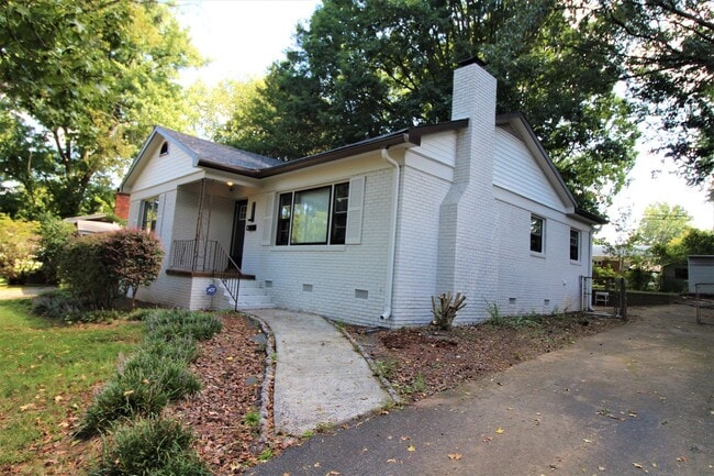 3517 Carlyle Dr in Charlotte, NC - Foto de edificio - Building Photo