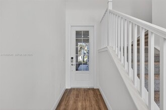 3574 NW Solange Ct in Jensen Beach, FL - Foto de edificio - Building Photo