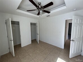 2905 Linda Vista St in Edinburg, TX - Building Photo - Building Photo