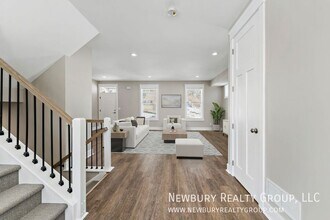 1819 Chessland St in Pittsburgh, PA - Building Photo - Building Photo