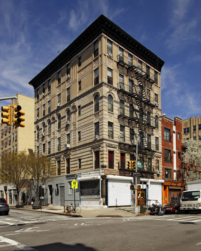 107-109 Avenue C in New York, NY - Building Photo - Building Photo