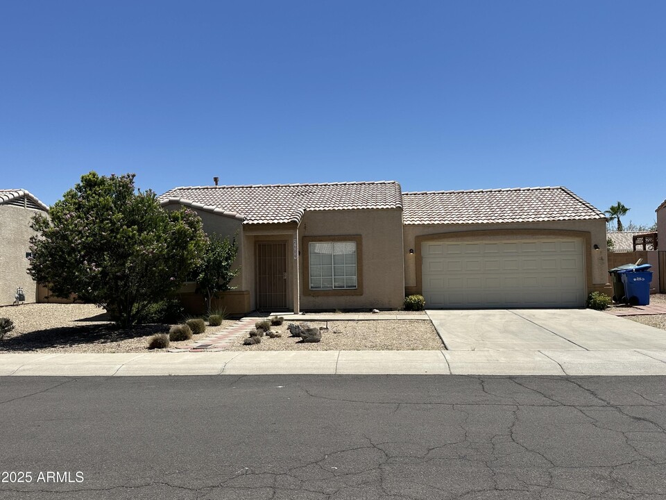 2609 E Angela Dr in Phoenix, AZ - Building Photo