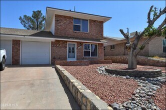 6913 Pamlico Dr in El Paso, TX - Building Photo - Building Photo