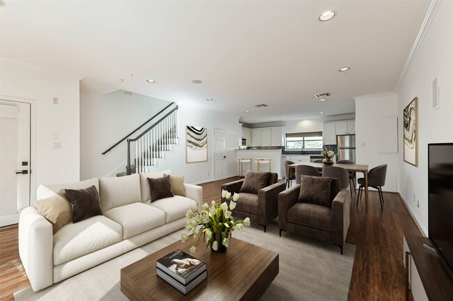 property at 17 Waugh Dr