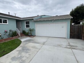 20915 Menlo Ave in Torrance, CA - Foto de edificio - Building Photo