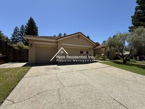 139 Biscayne Way in Folsom, CA - Building Photo - Building Photo
