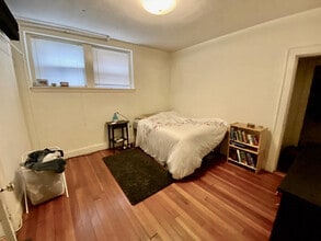76 Martin St, Unit 2B in Cambridge, MA - Building Photo - Building Photo