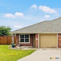 3749 W Amity Rd in Salado, TX - Building Photo