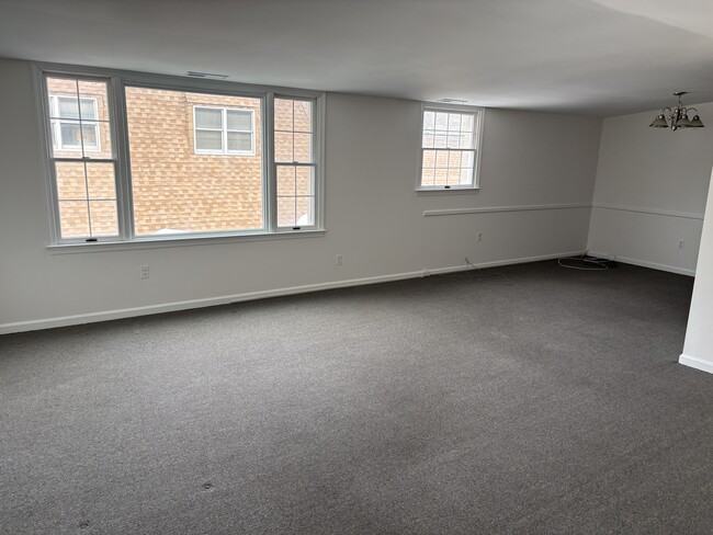 809 N Bethlehem Pike, Unit B-3 in Ambler, PA - Building Photo - Building Photo