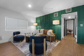 1428 NE 153rd Terrace in North Miami Beach, FL - Building Photo - Building Photo