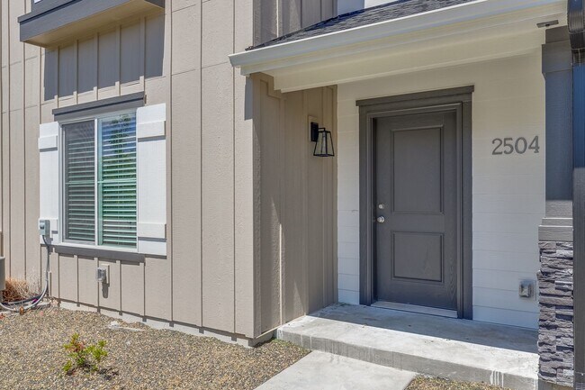 2475 E Goldstone St in Meridian, ID - Building Photo - Building Photo