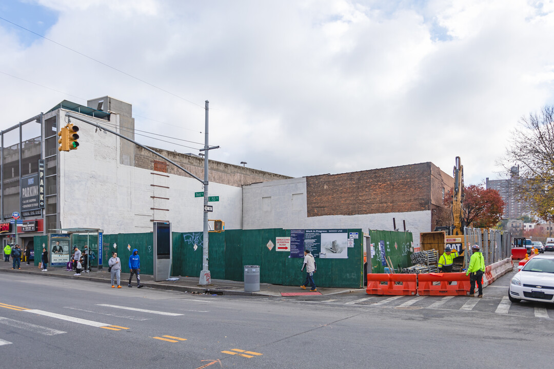 The Jacqueline in Bronx, NY - Building Photo