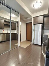 1-601 Uptown Dr in Markham, ON - Building Photo - Building Photo