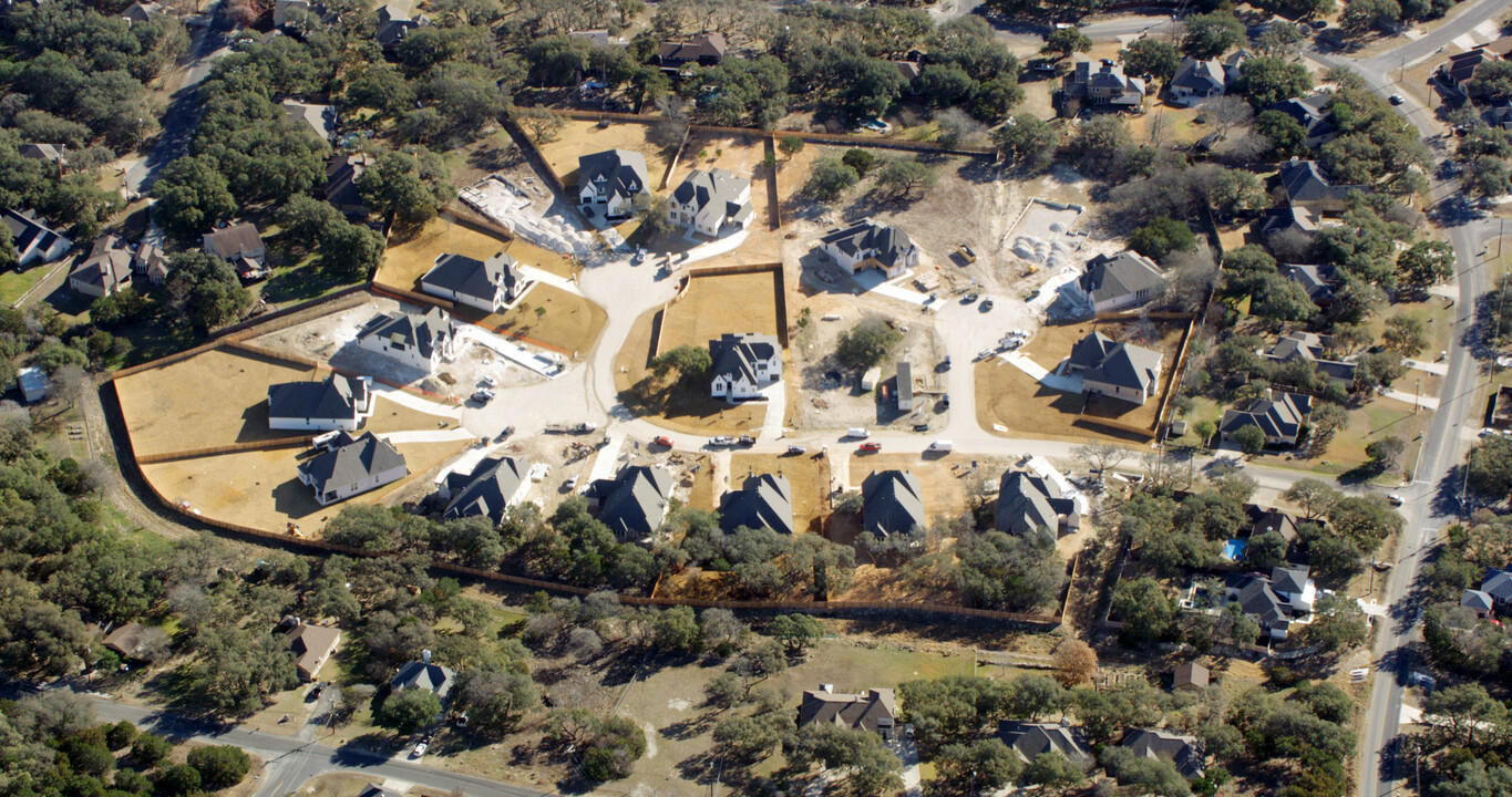 Timberwood Estate in San Antonio, TX - Building Photo