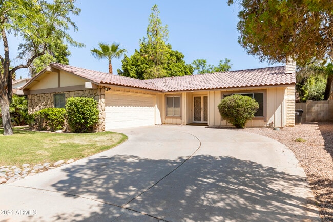 966 E Morningstar Ln in Tempe, AZ - Building Photo - Building Photo