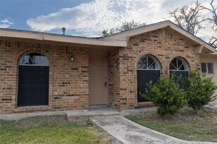 1430 TX-46 in New Braunfels, TX - Building Photo