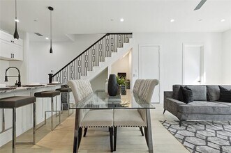 426 Melba St in Dallas, TX - Building Photo - Building Photo