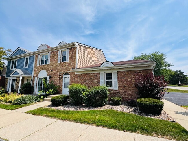 property at 7100 Mariner Dr