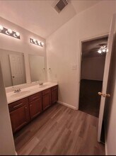10127 Twila Springs Ct in Houston, TX - Foto de edificio - Building Photo