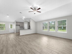46 Fairway Dr in Trinity, TX - Building Photo - Building Photo