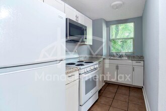 1044 W 28th St in Jacksonville, FL - Building Photo - Building Photo