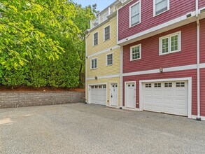 40 Brattle St in Arlington, MA - Foto de edificio - Building Photo