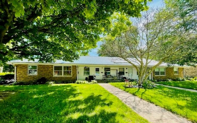 219 Yearick St, Unit 221 Yearick