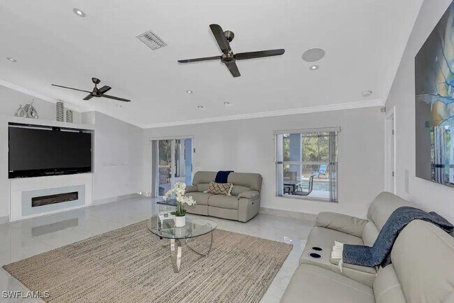 property at 1011 NW 19th St