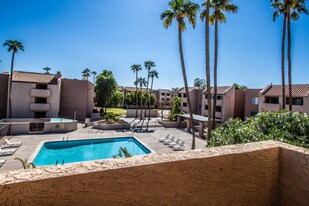 540 N May in Mesa, AZ - Building Photo
