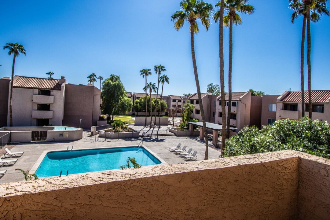 540 N May in Mesa, AZ - Building Photo