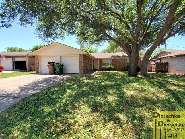 property at 33 Terrace Dr
