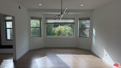 24228 Dry Canyon Cold Creek Rd in Calabasas, CA - Building Photo - Building Photo