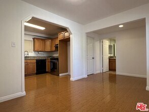 1635 Bronson Ave in Los Angeles, CA - Building Photo - Building Photo