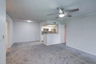 Peppertree Apartment Homes in Lafayette, LA - Building Photo - Building Photo