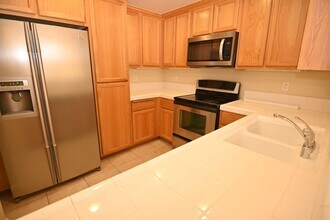 1390 Saddle Rack St in San Jose, CA - Foto de edificio - Building Photo