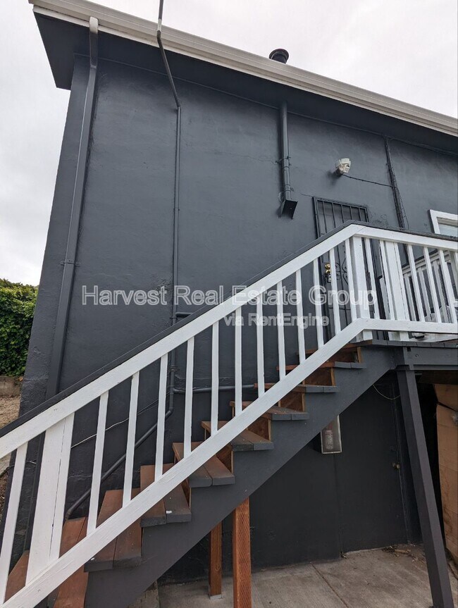 812 E 23rd St in Oakland, CA - Building Photo - Building Photo