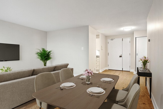 Saratoga Place in Ottawa, ON - Building Photo - Building Photo