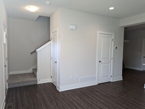 1964 S Warrior Ln in Waukee, IA - Foto de edificio - Building Photo