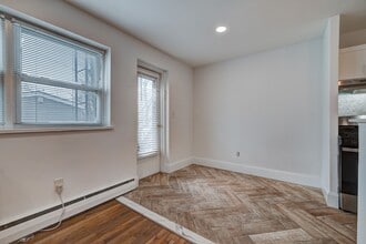 43 Cottage St in South Orange, NJ - Building Photo - Building Photo