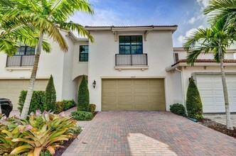 10222 Akenside Dr in Boca Raton, FL - Building Photo - Building Photo