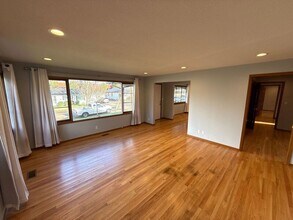 610 Liberty St SE in Salem, OR - Building Photo - Building Photo