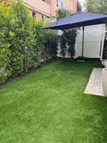 1120 S Barrington Ave in Los Angeles, CA - Building Photo