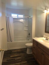 651 N Barrett Rd in Yuba City, CA - Building Photo - Building Photo